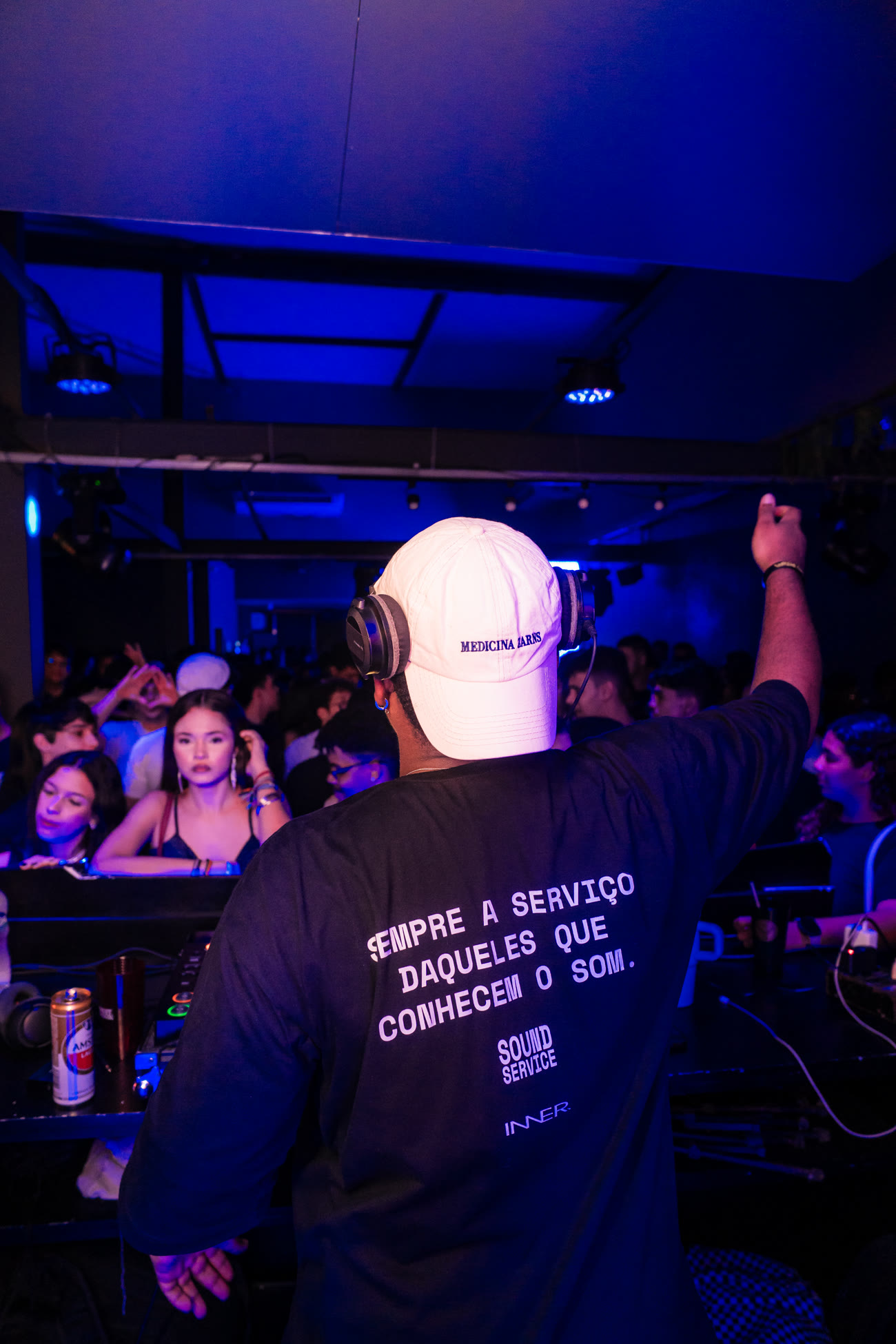 DJ Will na cabine